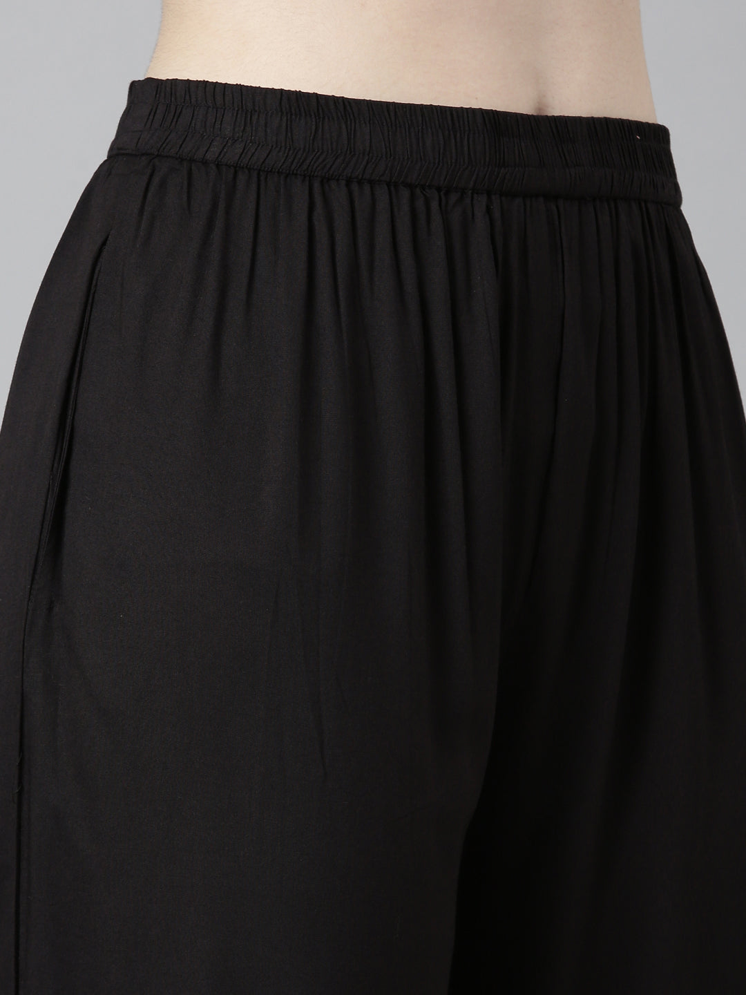 Neerus Black solid straight co-ord set top and trouser - detail view 3