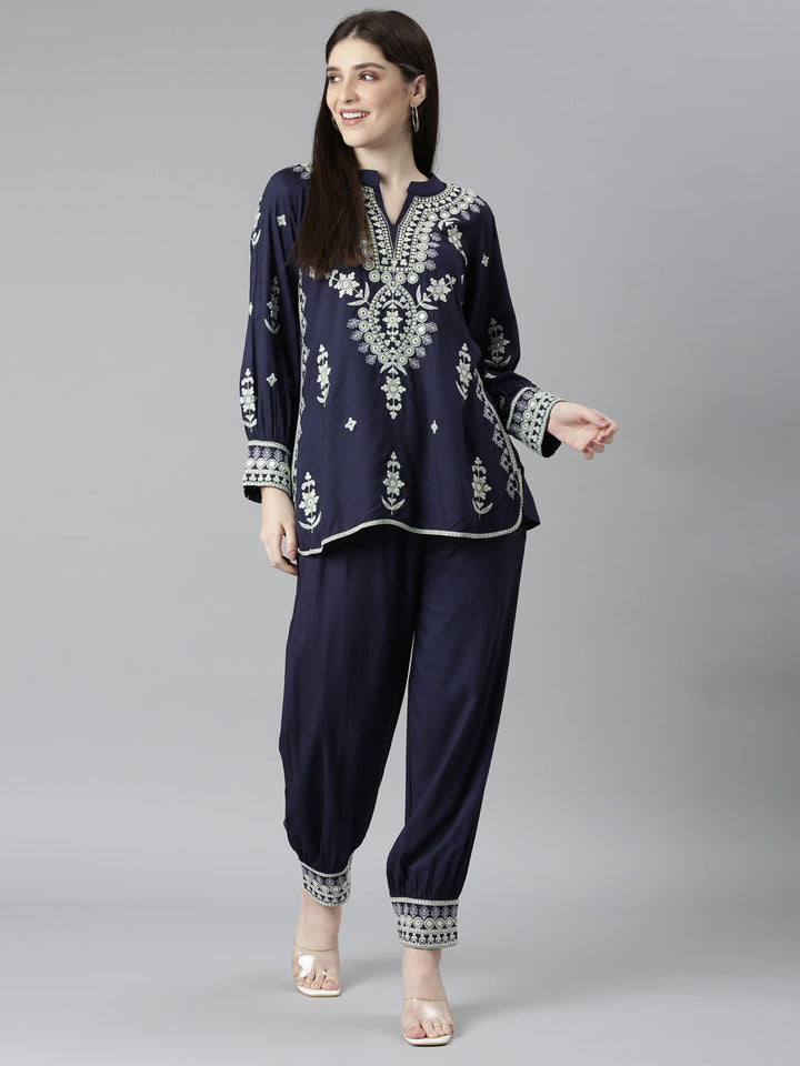 Neerus Blue solid straight co-ord set top and trousers - detail view 2
