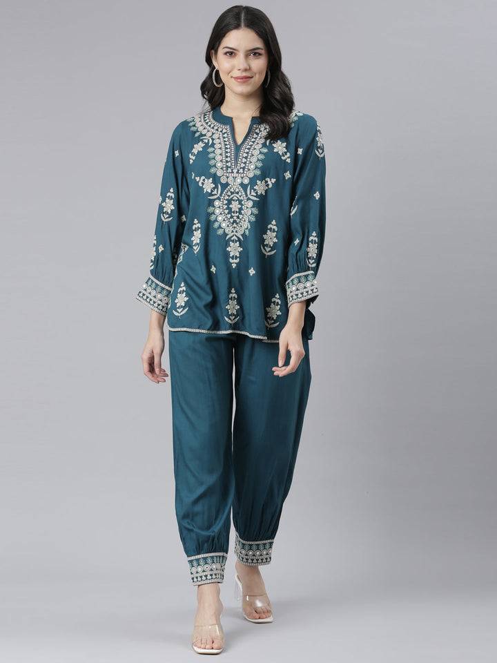 Neerus Green printed floral co-ord set kurta and salwar - front view