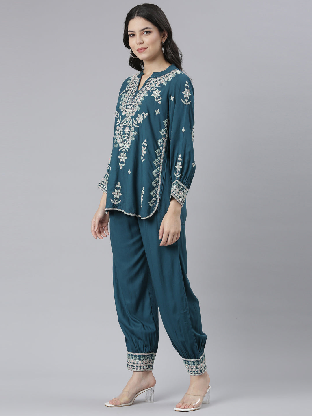 Neerus Green printed floral co-ord set kurta and salwar - back view