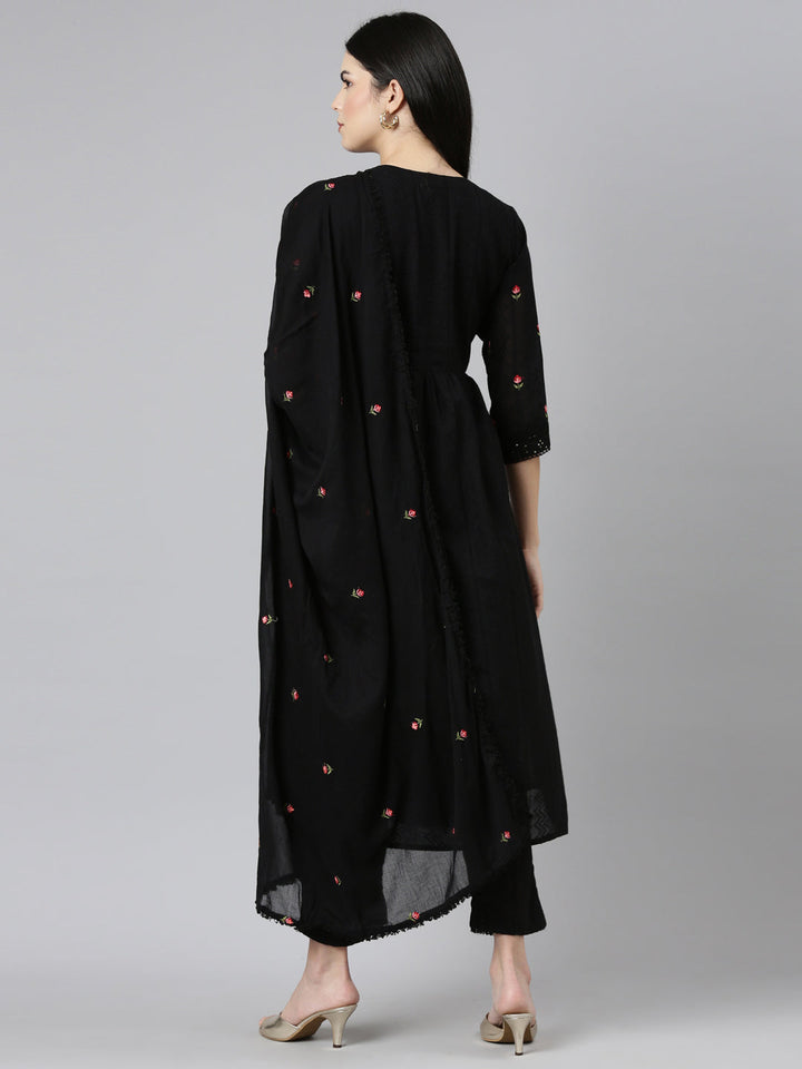 Neerus Black embroidered straight kurta set - side view