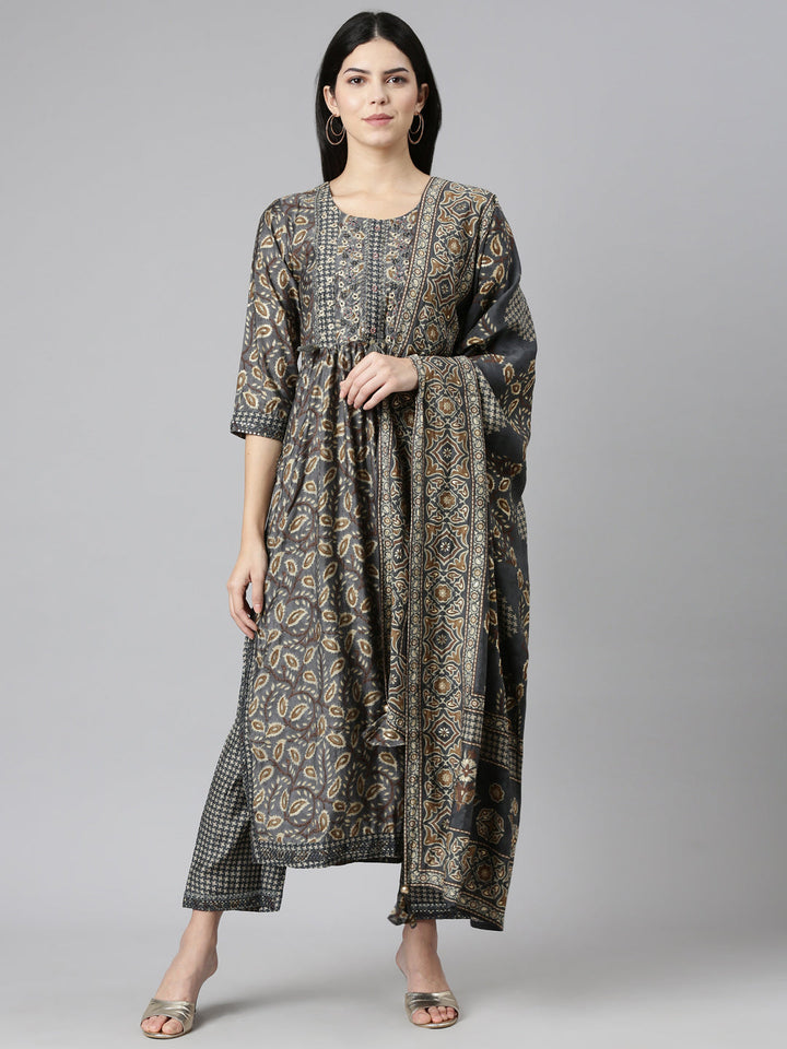 Neerus Grey printed straight kurta set with dupatta - front view