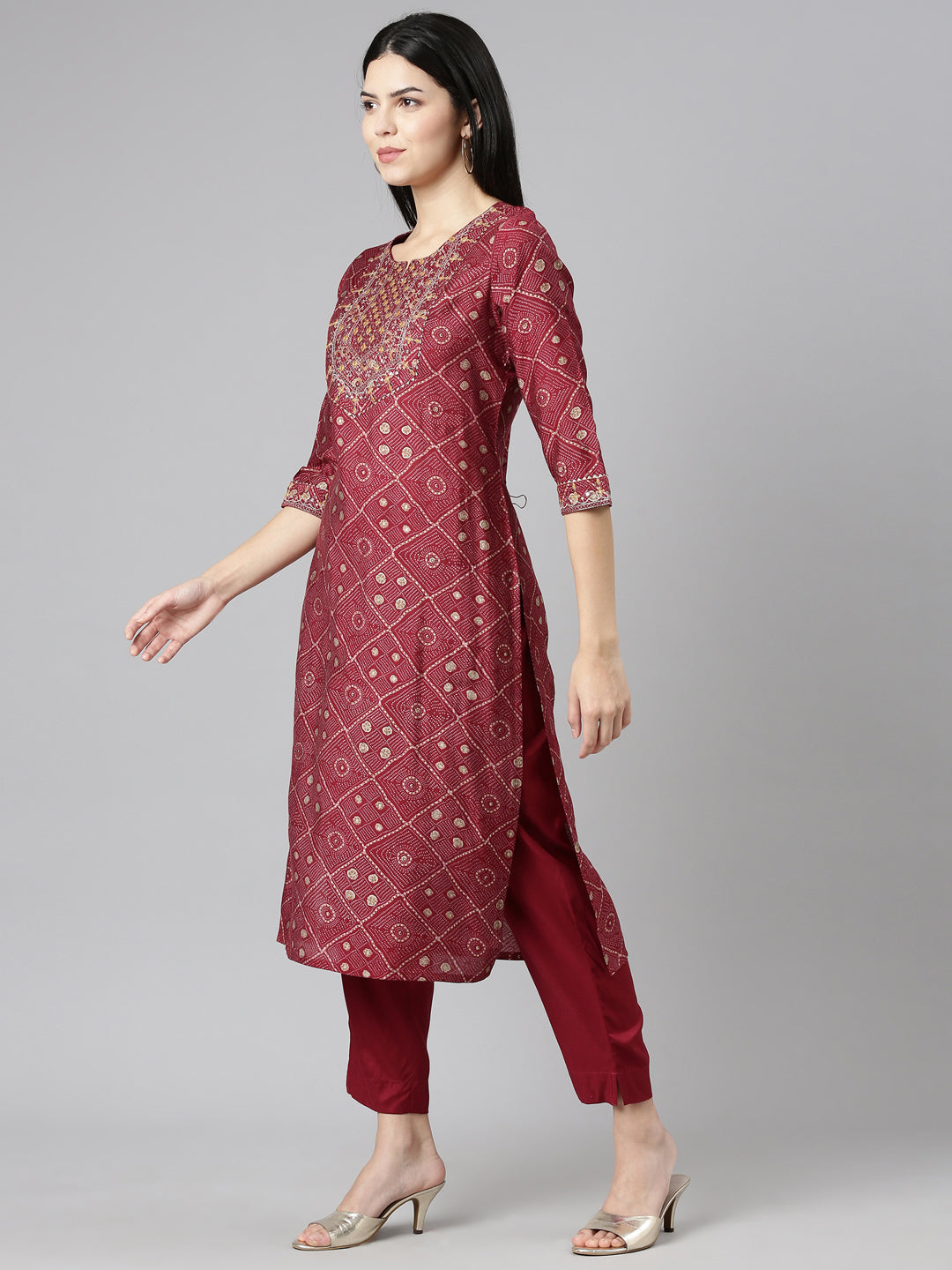 Neerus Purple printed straight kurta set with dupatta - back view