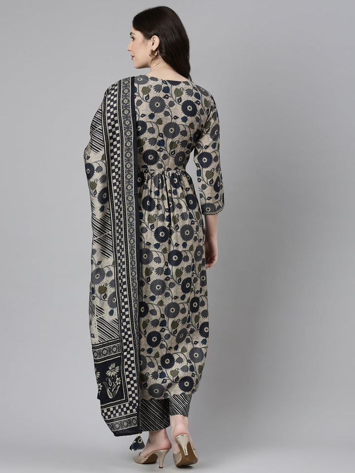 Neerus Grey printed straight kurta set with trousers and dupatta - side view