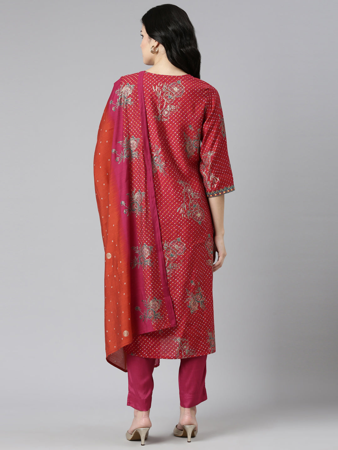 Neerus Red printed straight kurta set with dupatta - side view