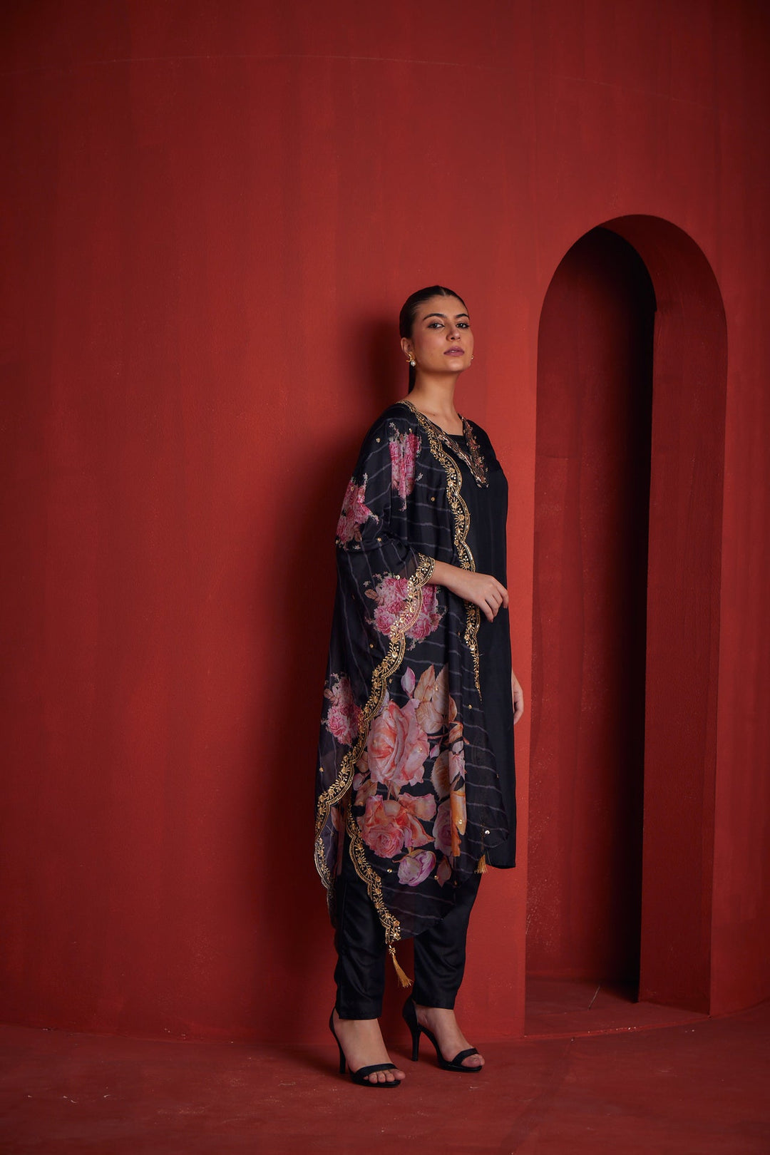 Neerus Black printed straight kurta set with floral dupatta - front view
