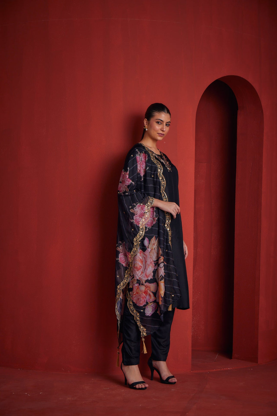 Neerus Black printed straight kurta set with floral dupatta - back view