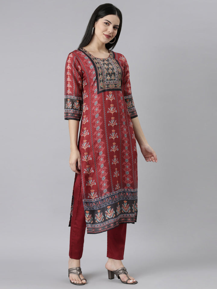 Neerus Maroon floral printed straight kurta set - back view