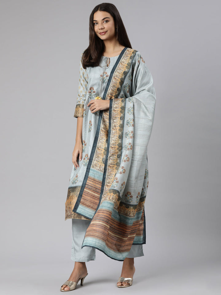 Neerus Blue printed floral straight suit set - detail view 2