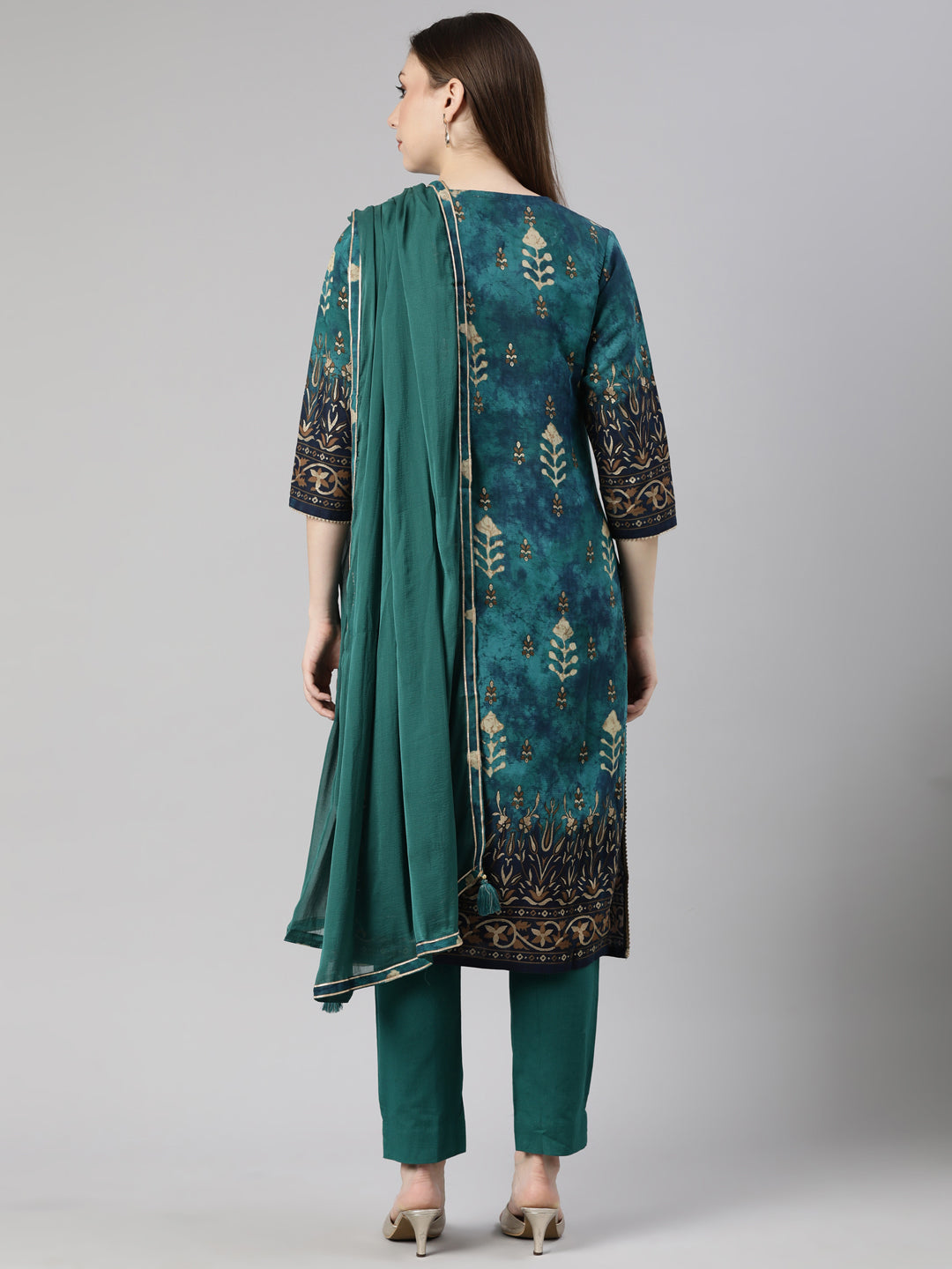 Neerus Green printed floral suit set straight kurta with trouser and dupatta - side view