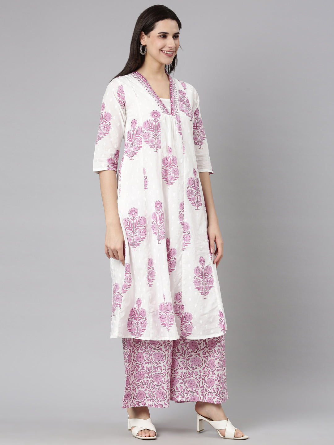 Neerus Purple floral printed straight suit set - back view