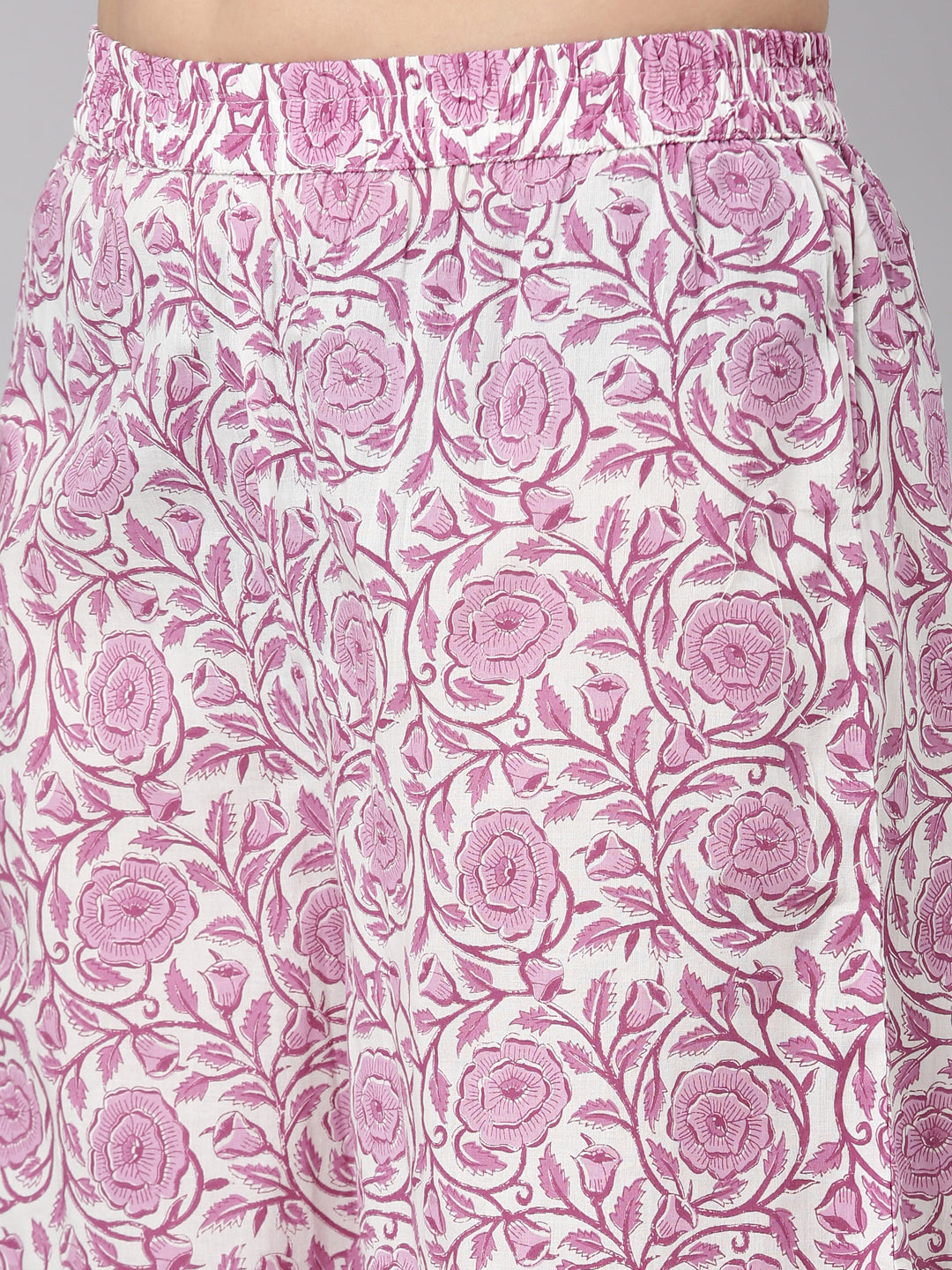 Neerus Purple floral printed straight suit set - detail view 3