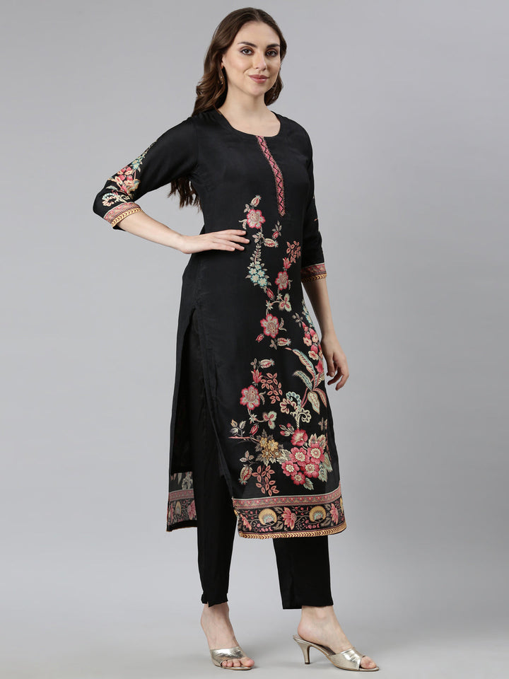 Neerus Black printed floral straight suit set - back view