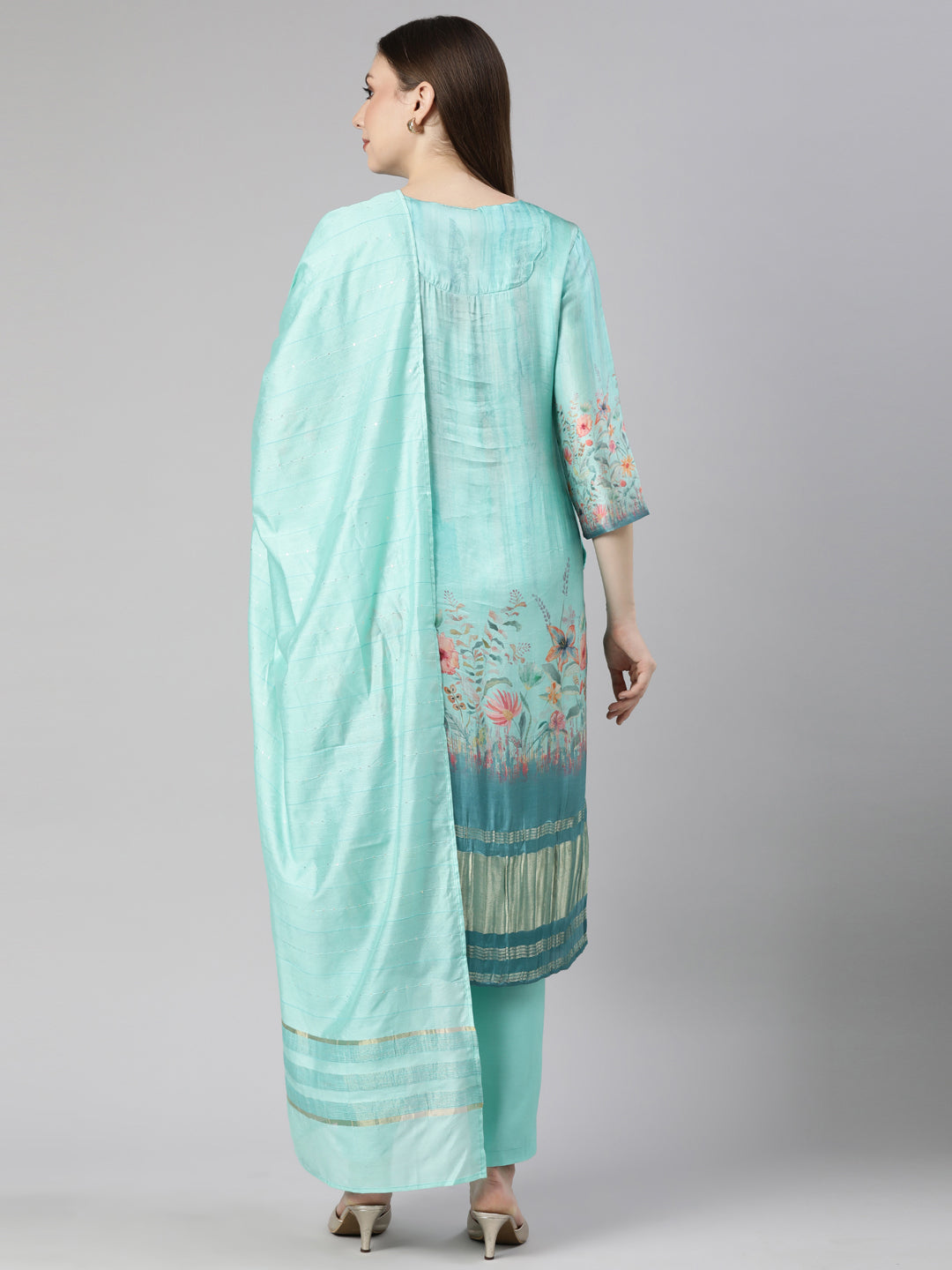 Neerus Green printed floral suit set - side view