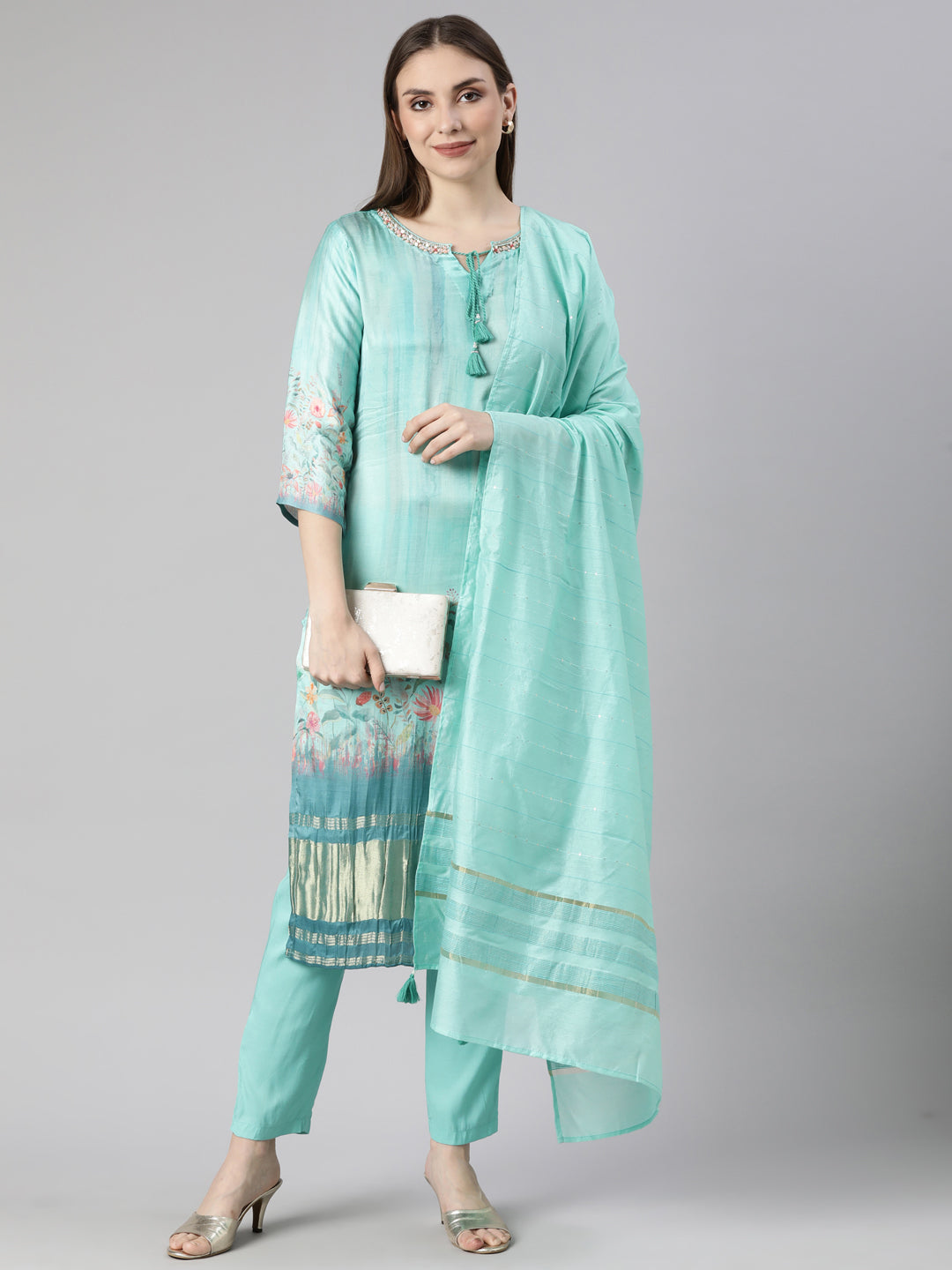 Neerus Green printed floral suit set - detail view 1