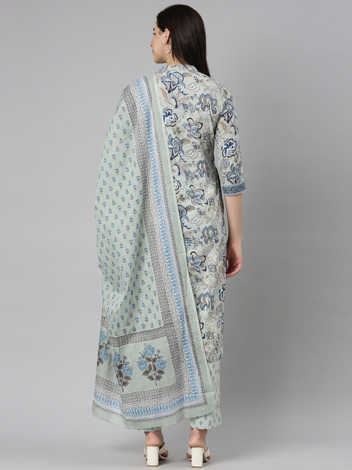 Neerus Green printed floral suit set - side view