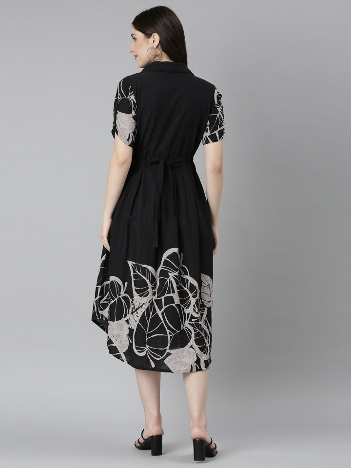 Neerus Black printed straight kurti ethnic wear - side view