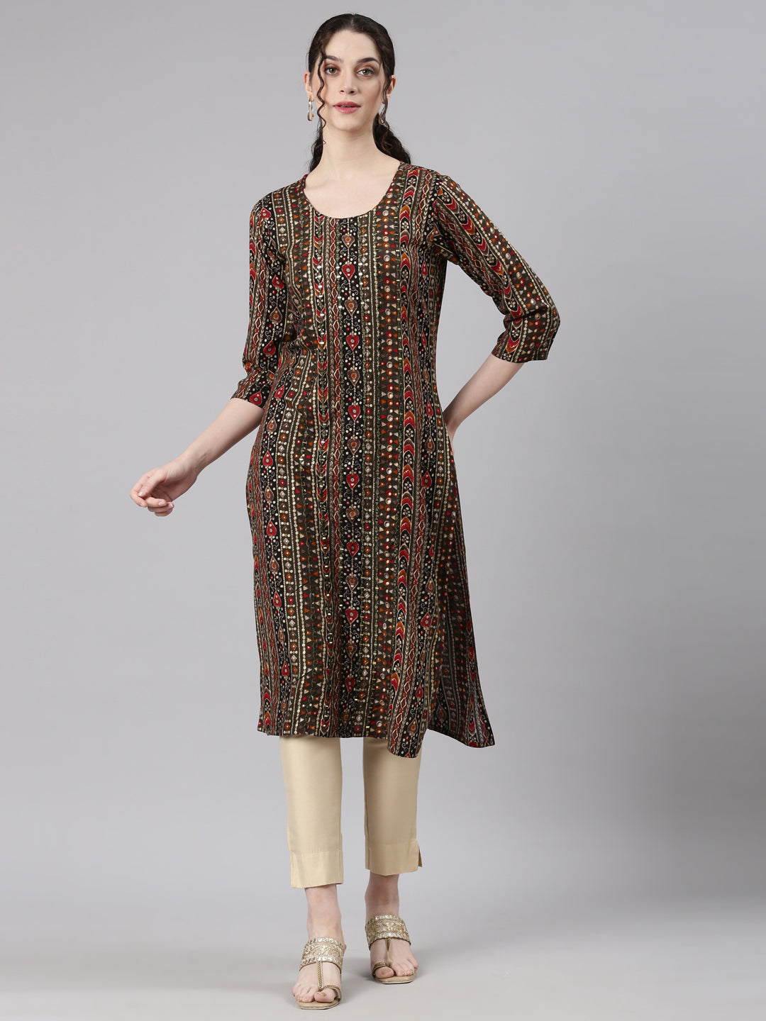 Neerus Green Rayon Embellished Straight Kurta - detail view 3
