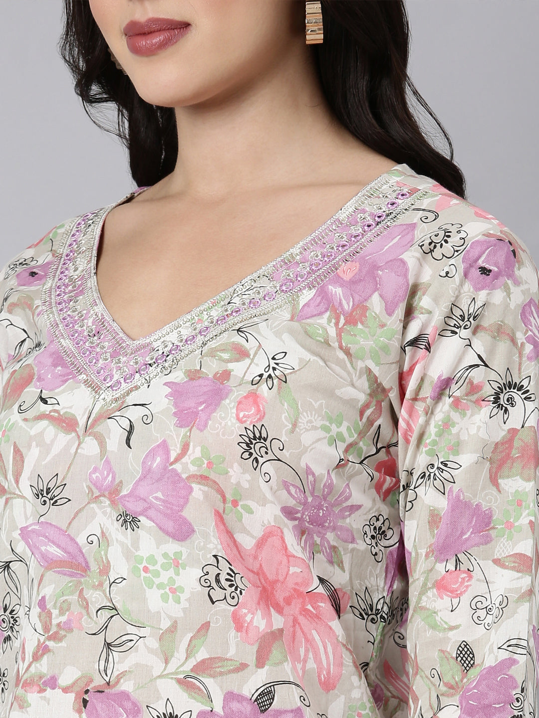 Neerus Purple floral printed straight kurta - detail view 2