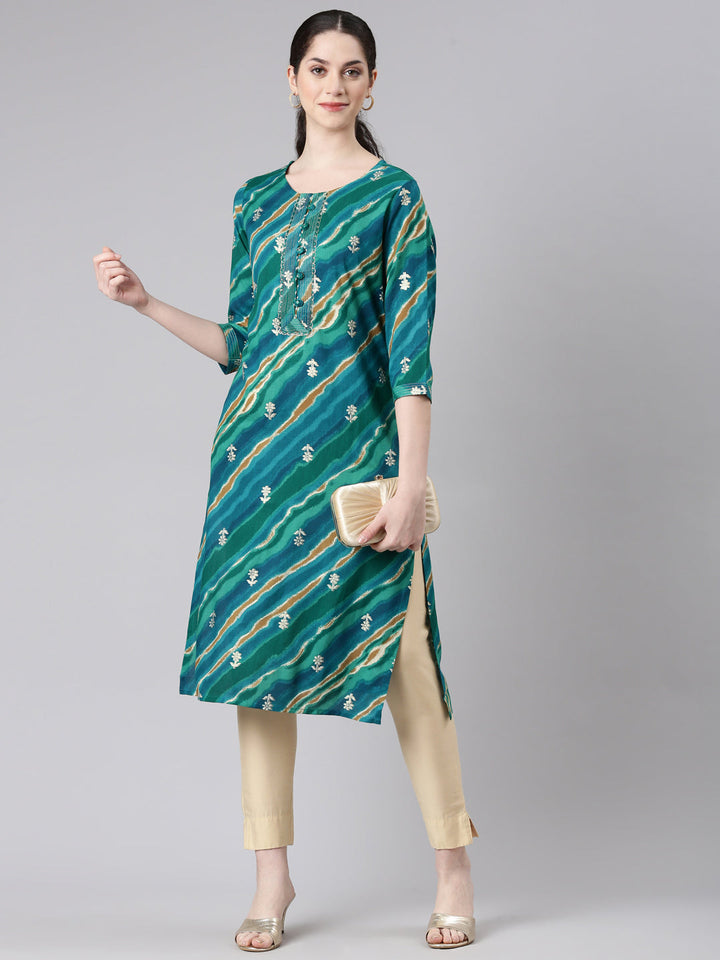 Neerus Green printed striped straight kurta - detail view 2