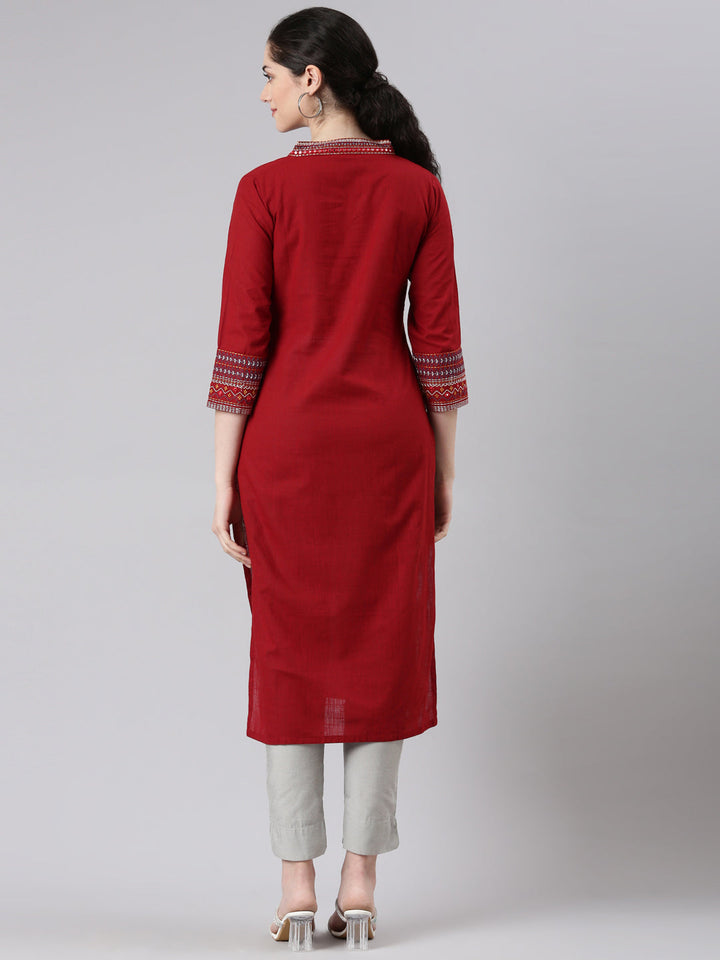 Neerus Maroon solid straight kurta - side view