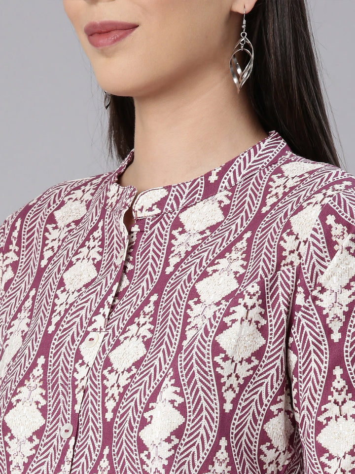 Neerus Purple chevron printed straight kurta - detail view 2