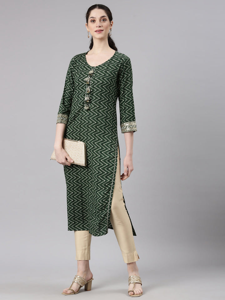 Neerus Green rayon printed straight kurti - detail view 3