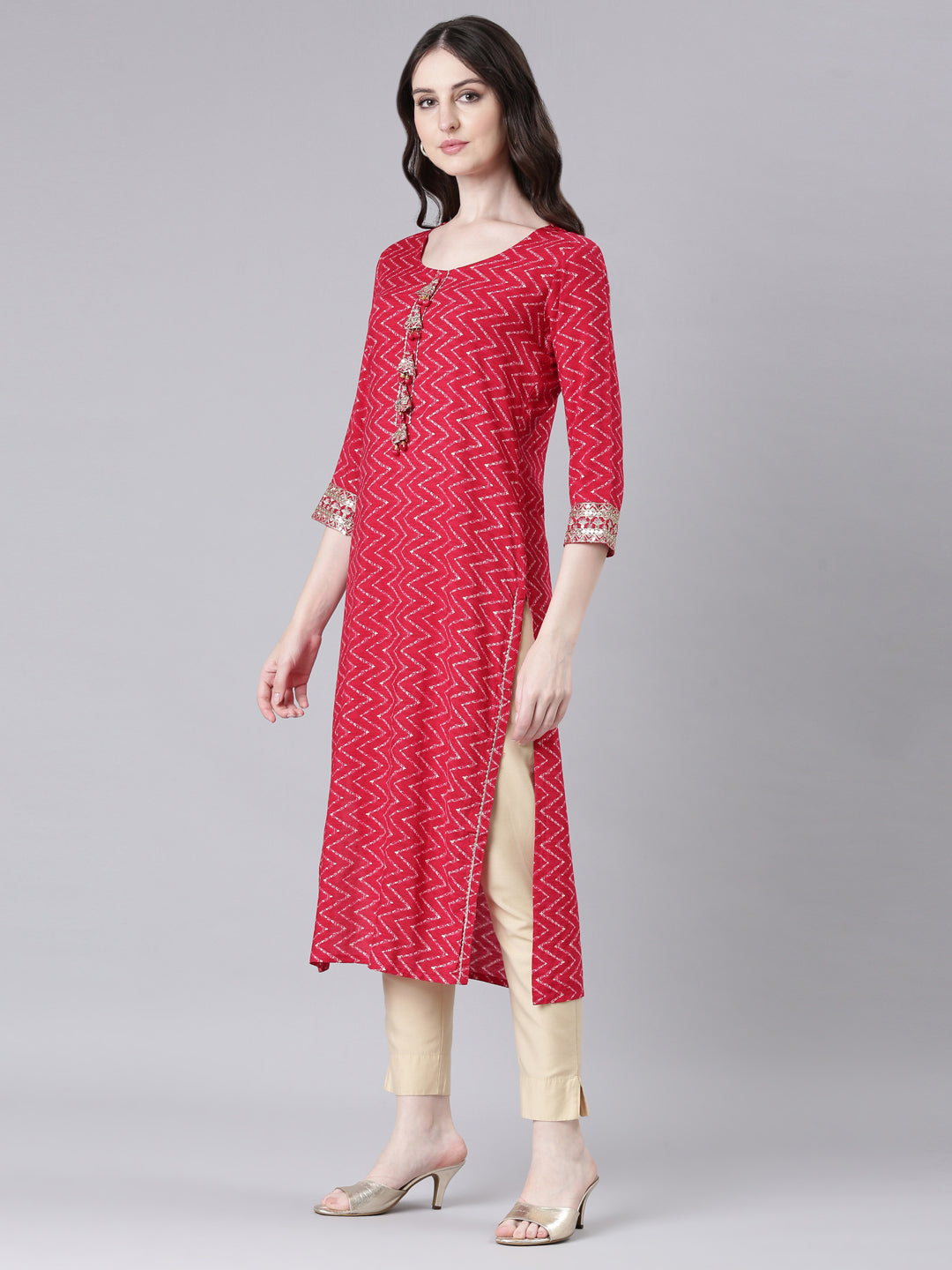 Neerus Pink rayon printed straight kurta - back view