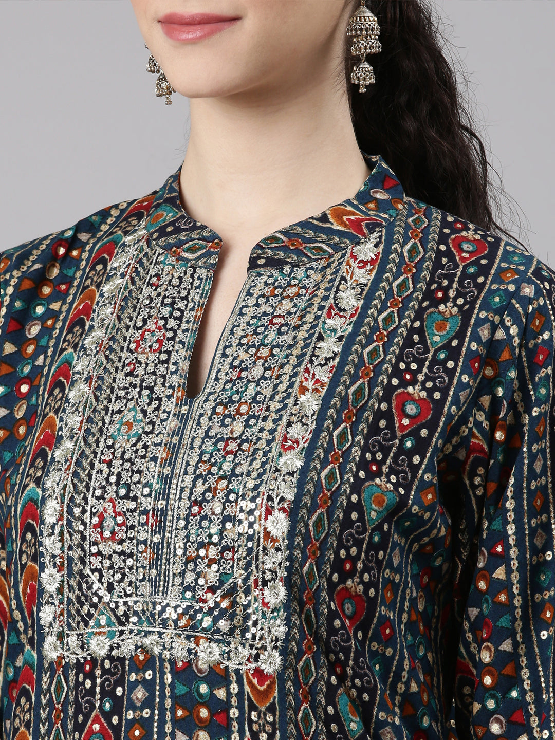 Neerus Blue rayon printed straight kurta - detail view 2