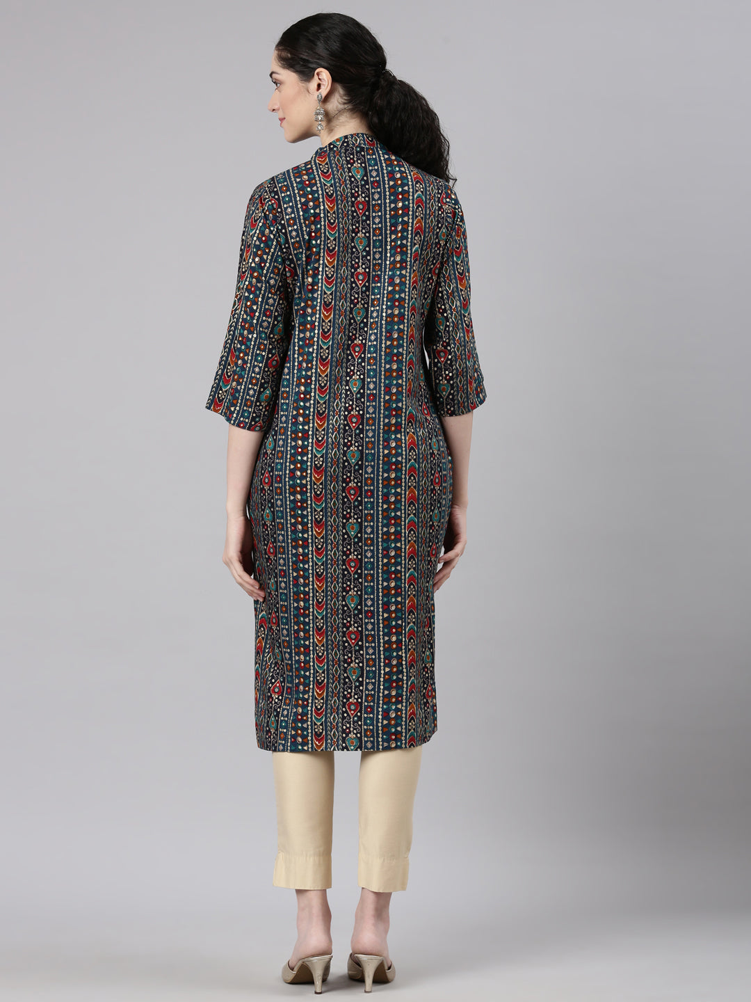 Neerus Blue rayon printed straight kurta - detail view 1