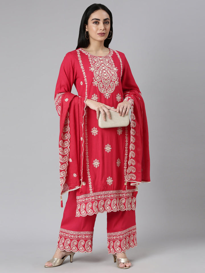 Neerus Red tiered straight yoke kurta suit set - detail view 2