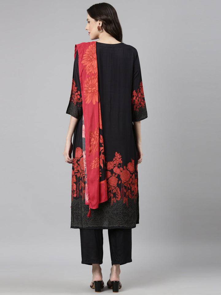 Neerus Black muslin printed floral suit set - detail view 1