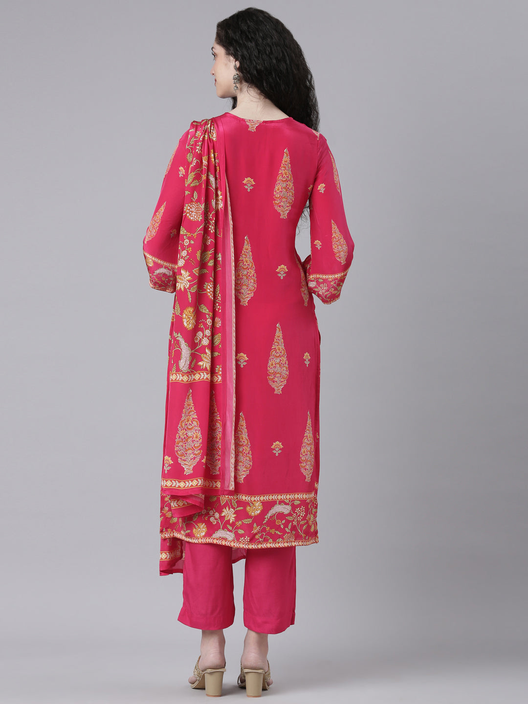 Neerus Pink cotton printed suit set - side view