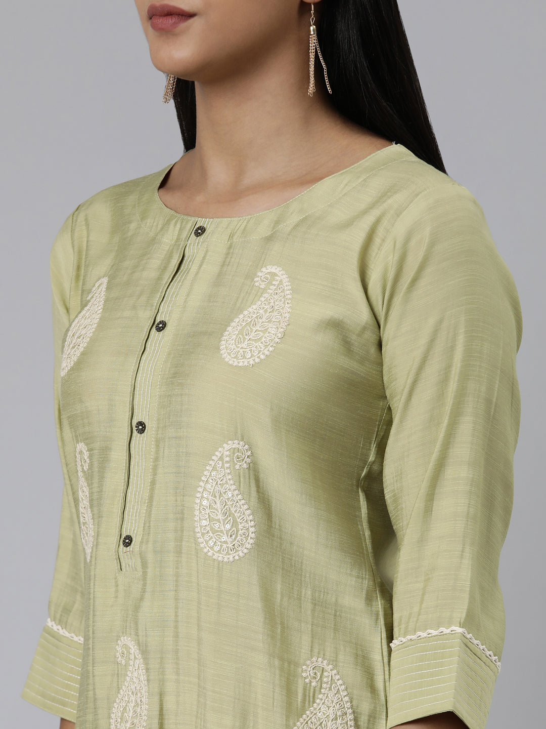 Neerus Green cotton chikankari kurti paisley embroidered - detail view 2