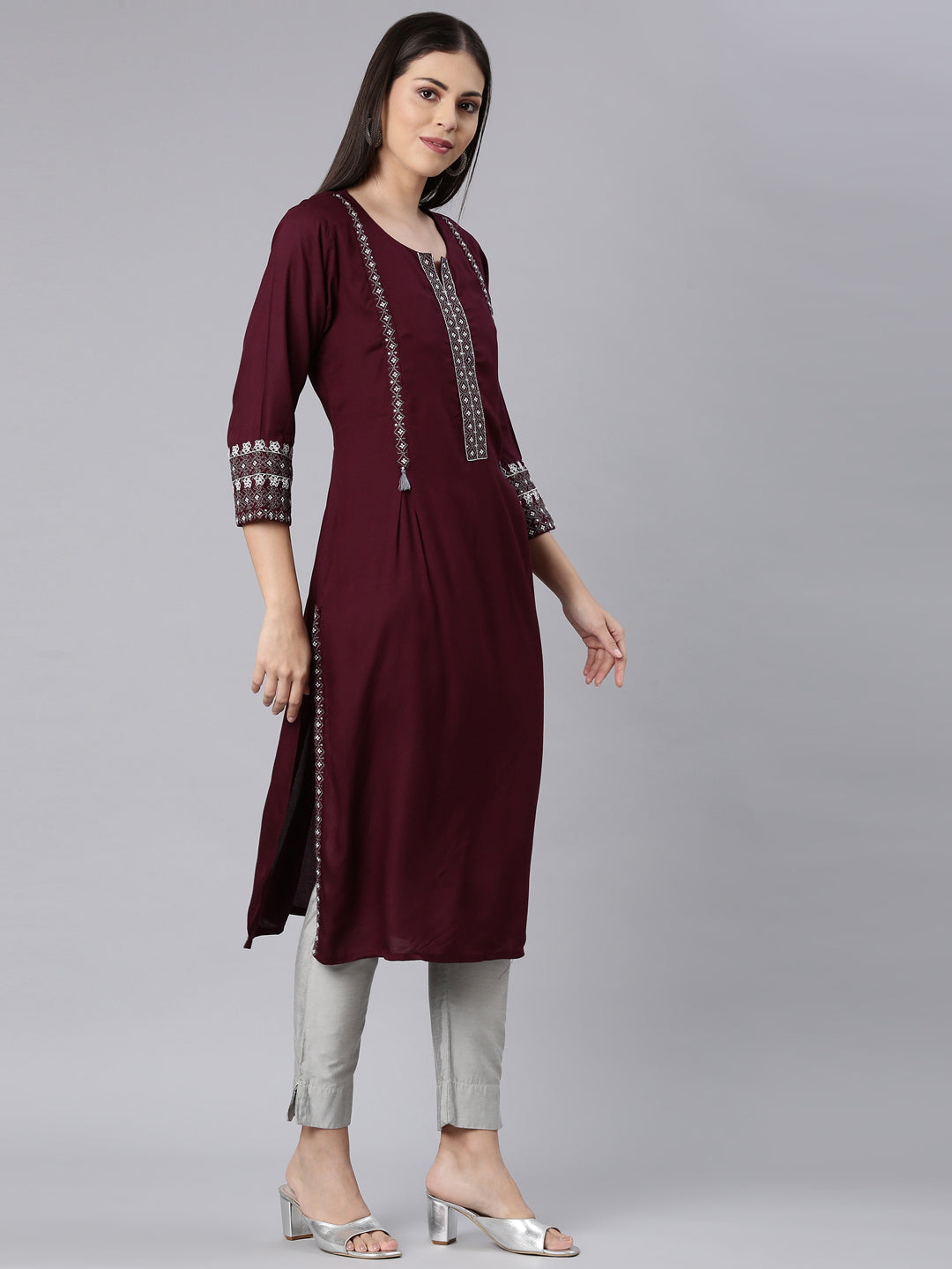 Neerus Maroon rayon solid straight kurta - side view