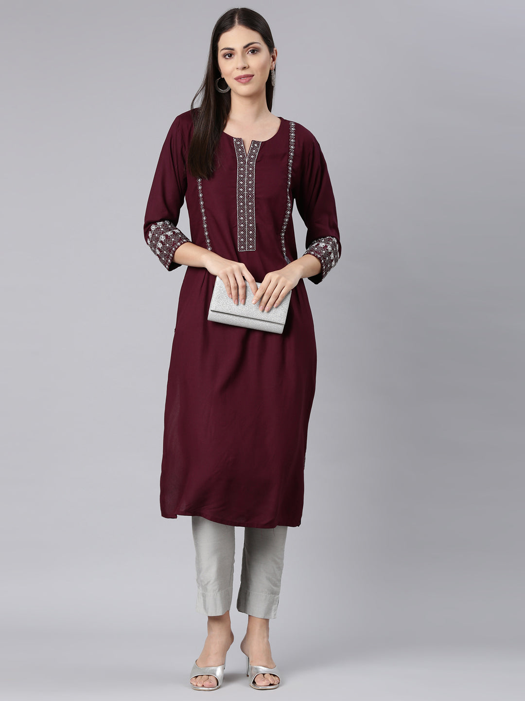 Neerus Maroon rayon solid straight kurta - detail view 3