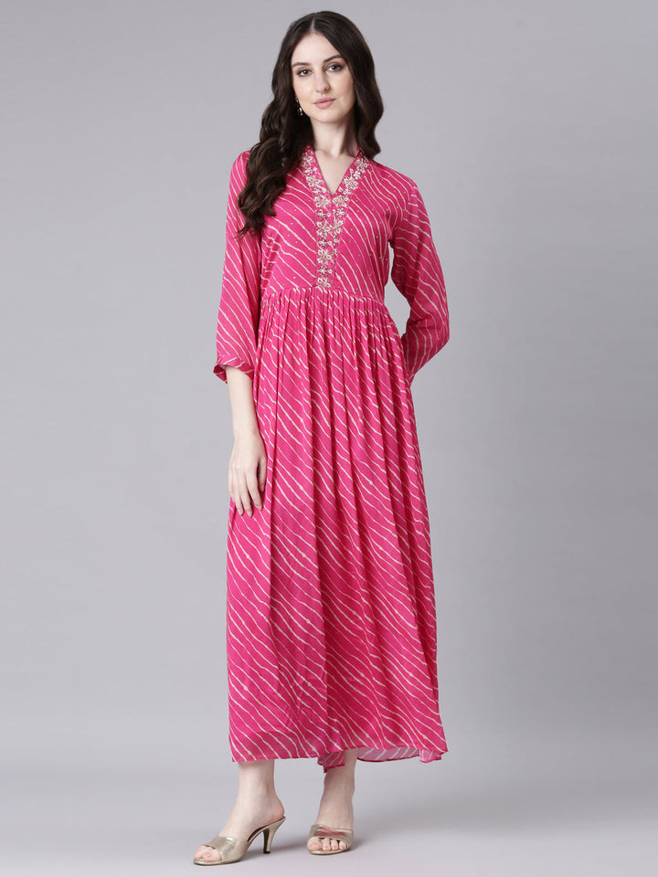 Neerus Pink georgette printed straight dress - detail view 2