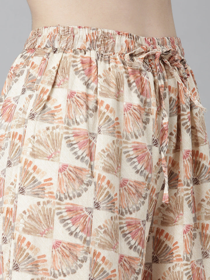 Neerus Pink printed straight kurta set with palazzo and dupatta - detail view 3