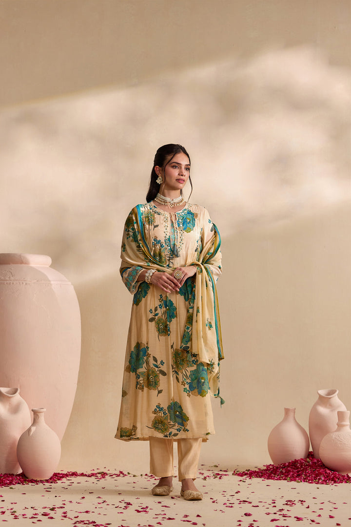 Rama Muslin Large Floral Digital Printed Three Piece Set