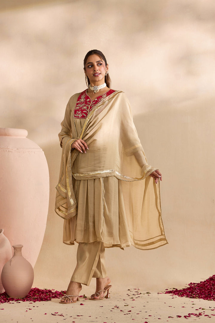 Pink Chanderi Zari Embroidered Three Piece Set