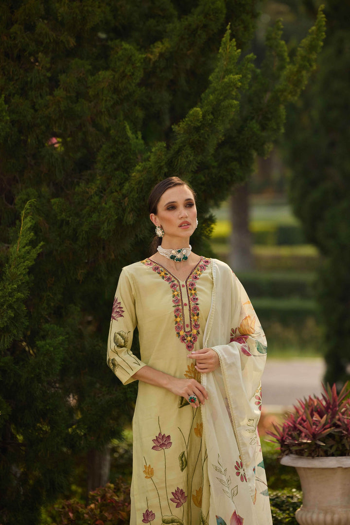 Neerus Green satin printed suit set - back view