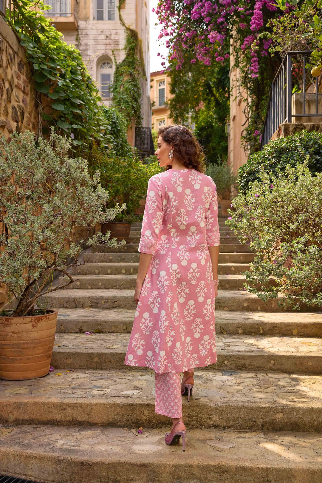 Neerus Pink cotton printed kurta set with trousers - detail view 1