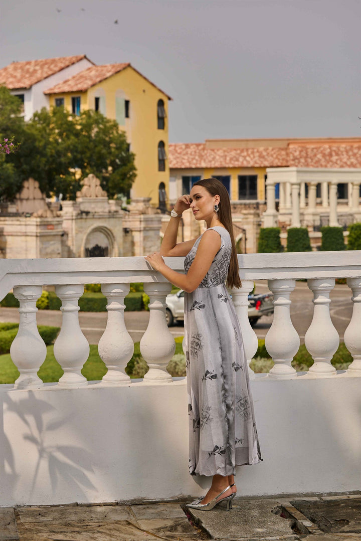 Neerus Grey georgette printed maxi dress - detail view 2