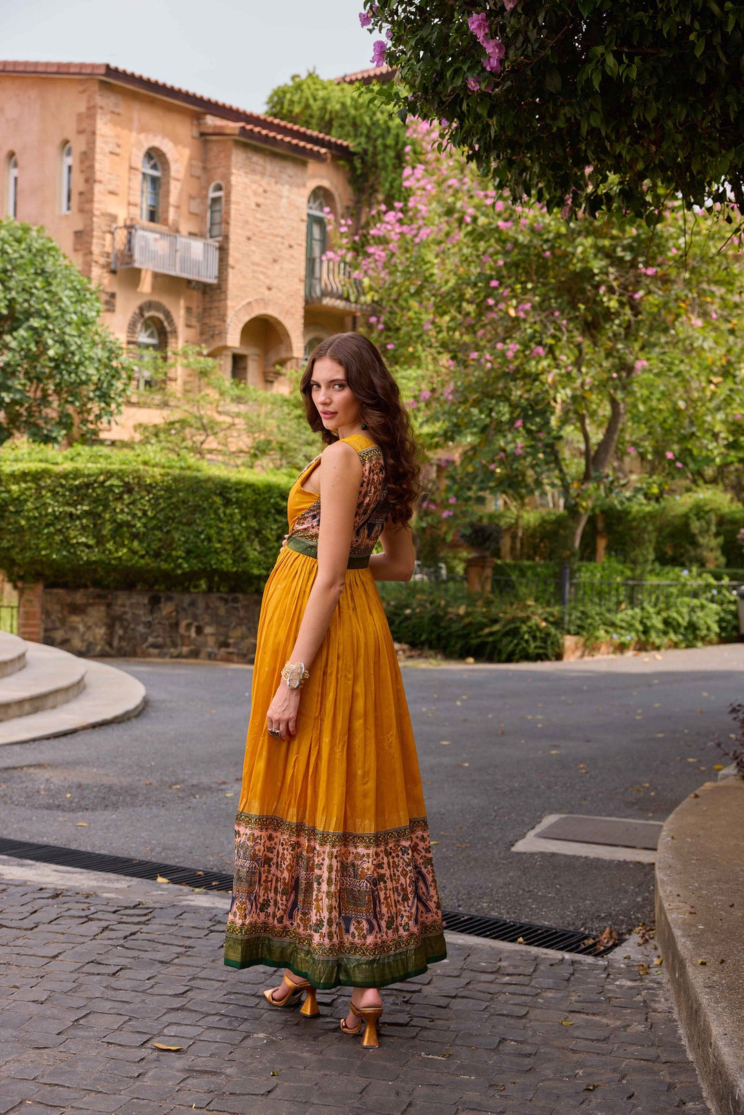 Neerus Gold polyester solid maxi dress - side view
