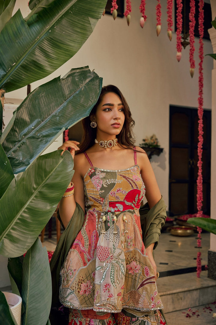 Neerus Multi chinon printed peplum suit set with palazzo - detail view 1