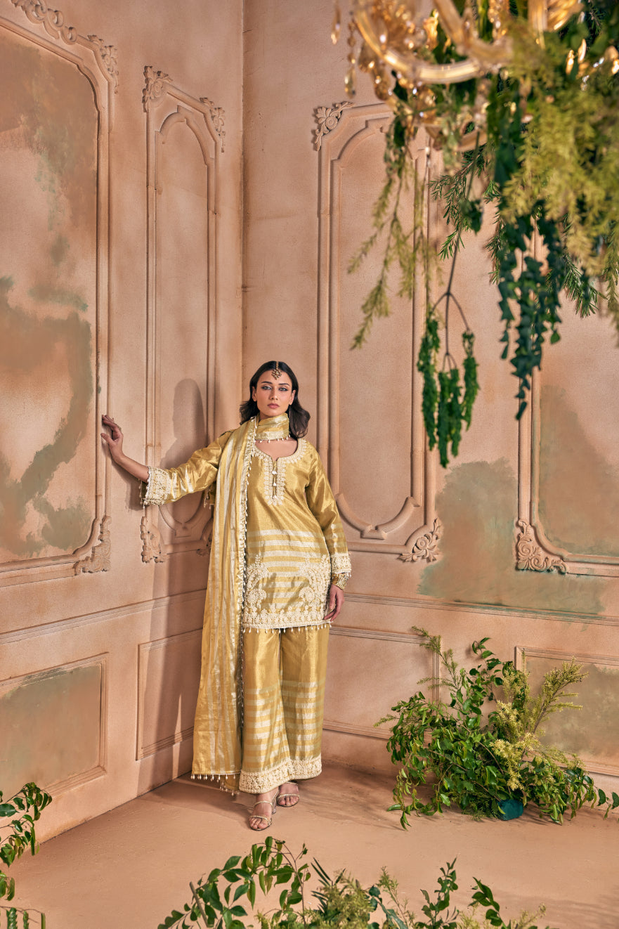Neerus Gold tissue embellished suit set - front view