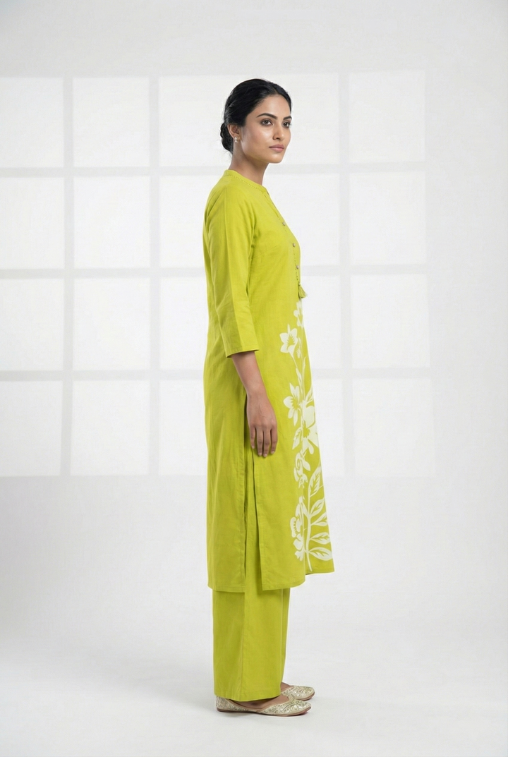 Neerus Green cotton digital printed suit set - back view