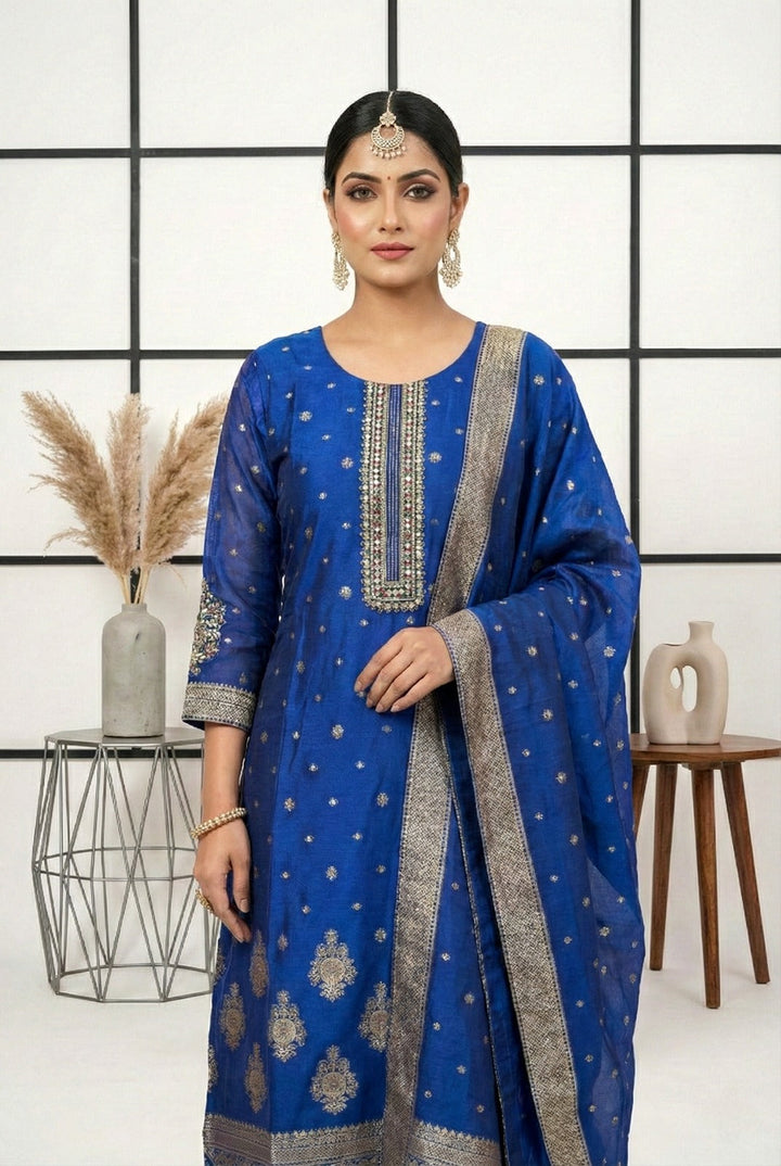Neerus Blue silk printed suit set - back view