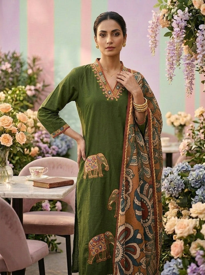 Neerus Green cotton printed suit set - detail view 1