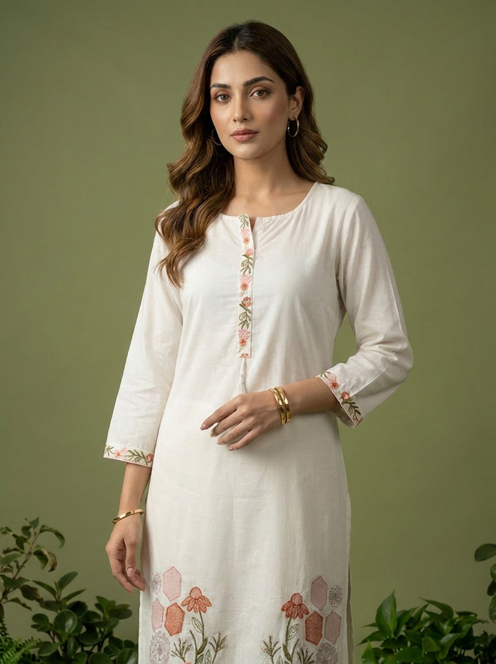 White Cotton Thread And Patch Embroidered Kurta